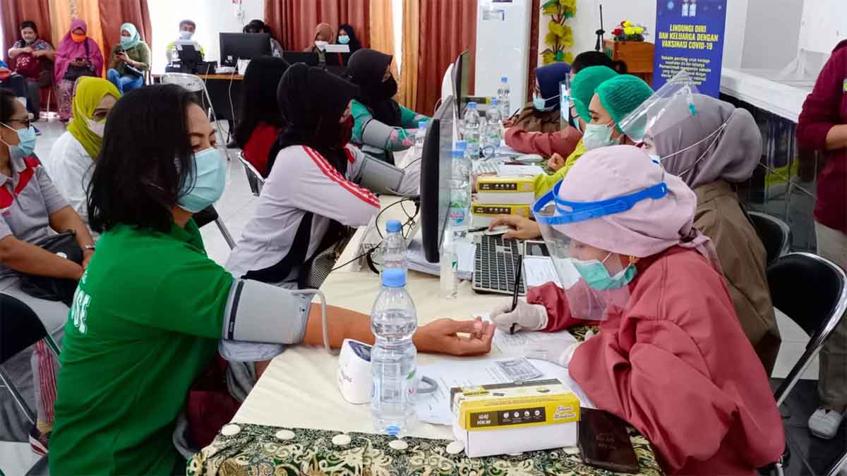 Pemkab Kutim Buka Sentra Vaksinasi Covid 19