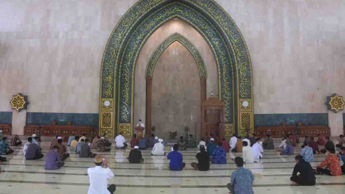 Bupati Peringati Maulid Nabi Muhammad SAW Di Masjid Agung Al Faruq